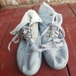 Toms High Tops with Fur Lining